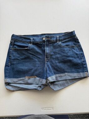 Women’s 12 Classic Dark Blue Denim Cuffed Women's Shorts